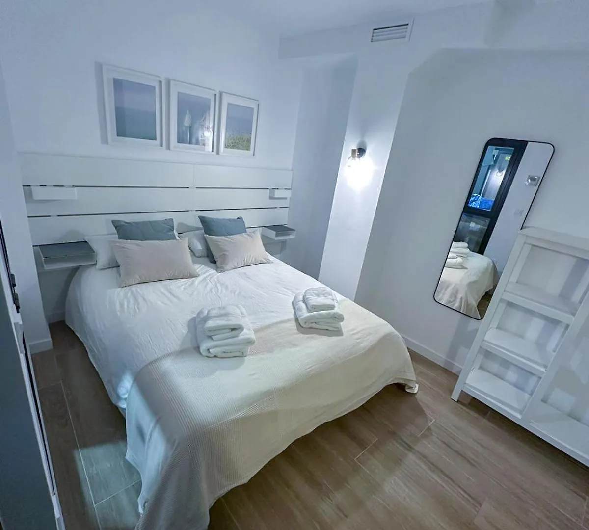 Zur Boutique Hostel Fuengirola