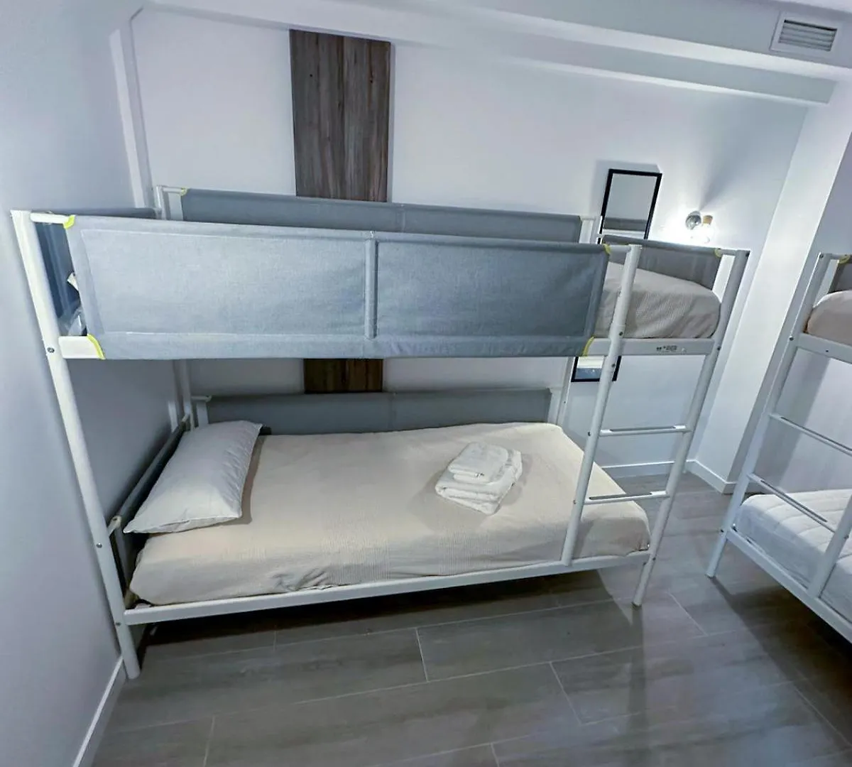 Zur Boutique Hostel Fuengirola