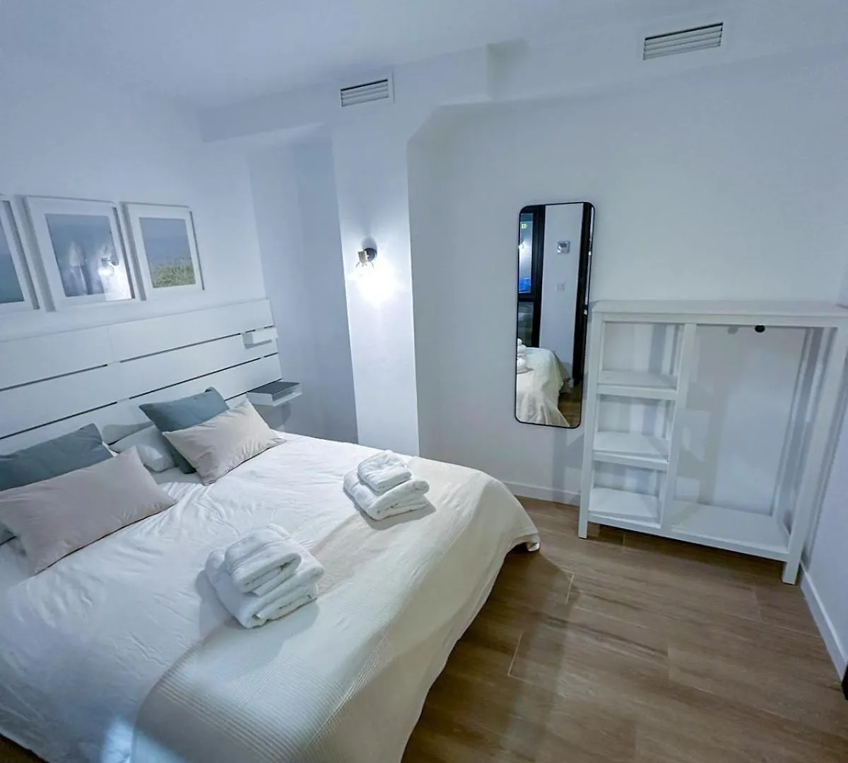 Zur Boutique Hostel Fuengirola
