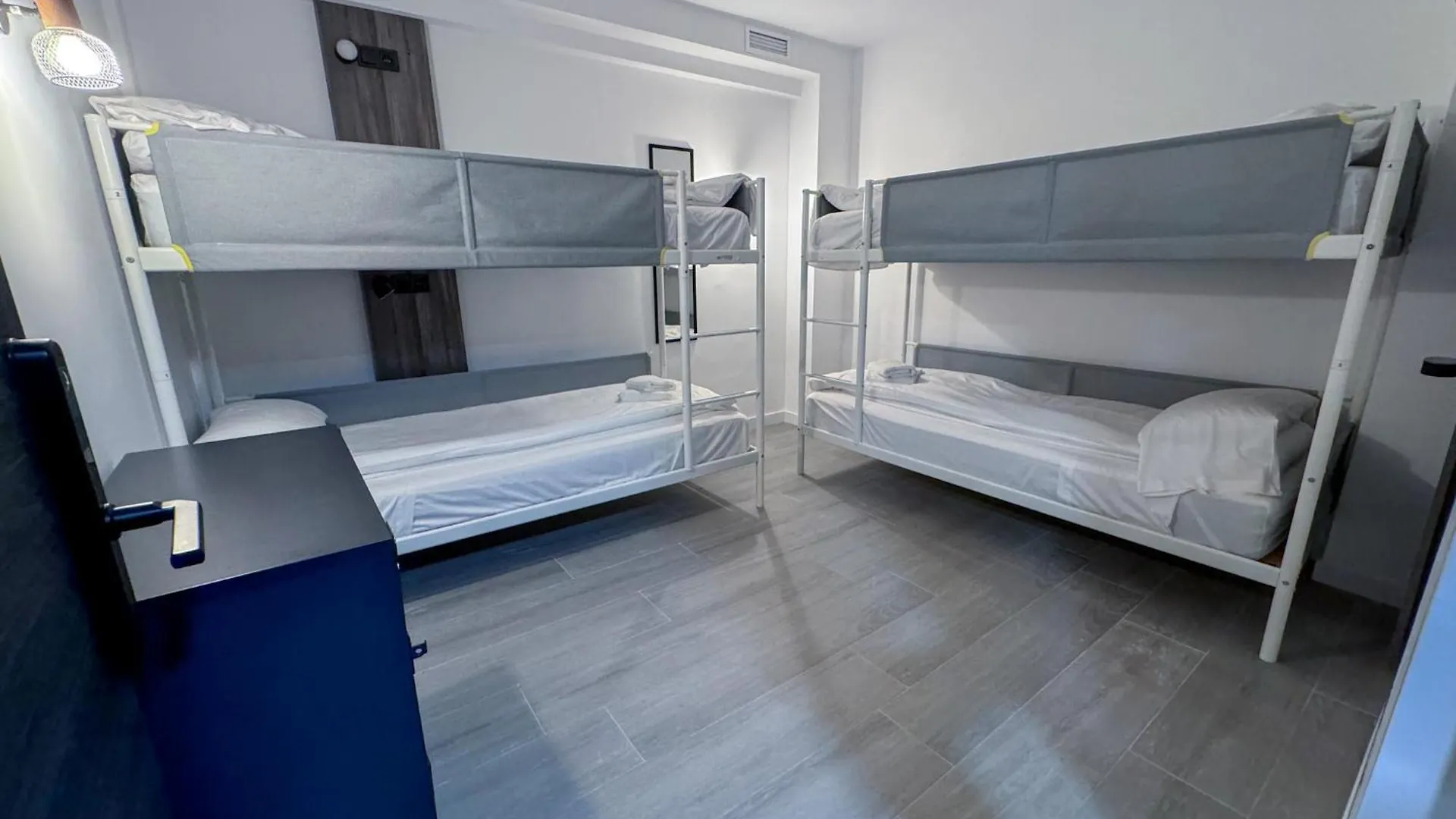 Zur Boutique Hostel Fuengirola 0*,  Spain